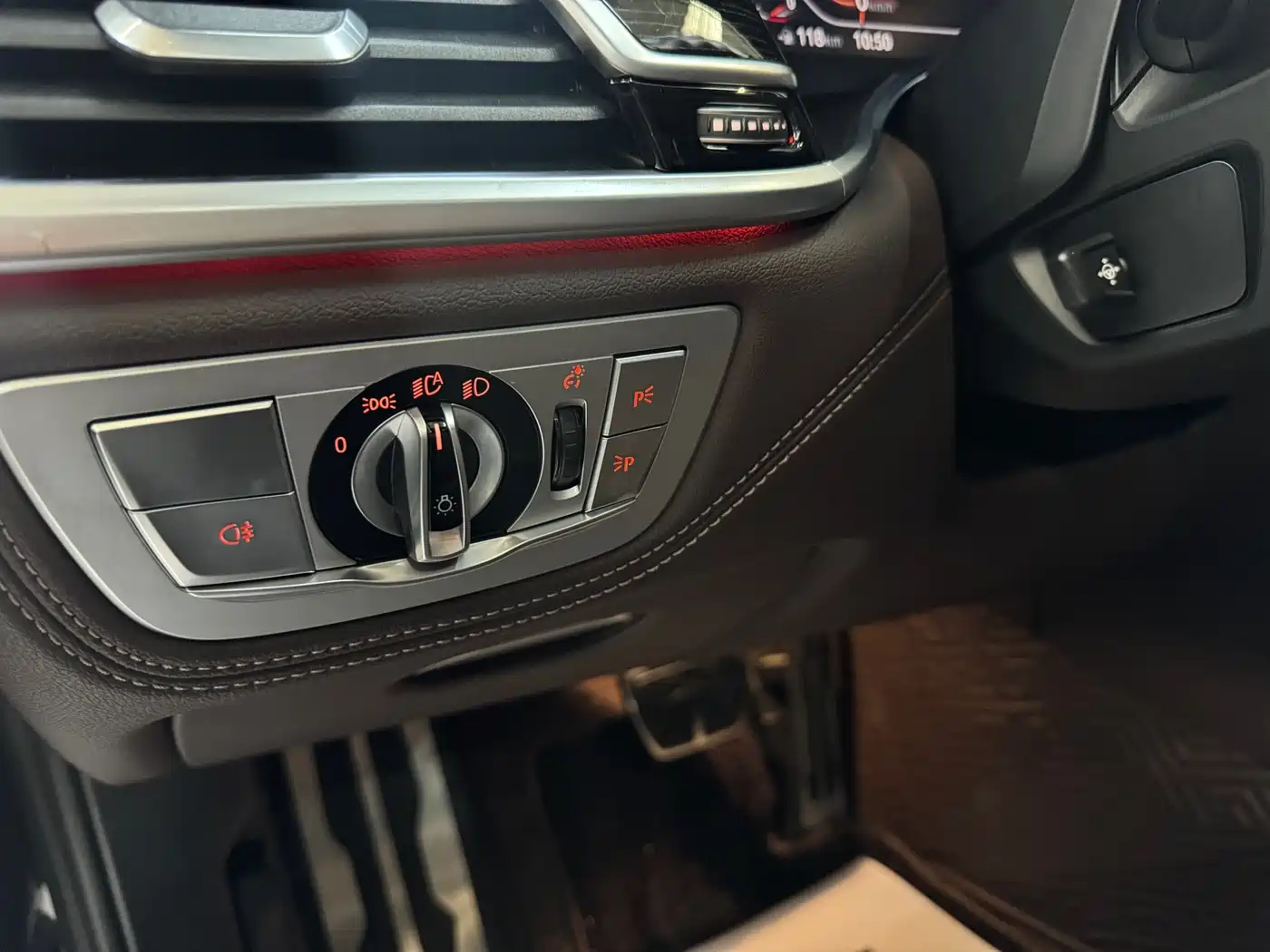 BMW 7 Series 2019 740Li Leading M Sport Package фото 15