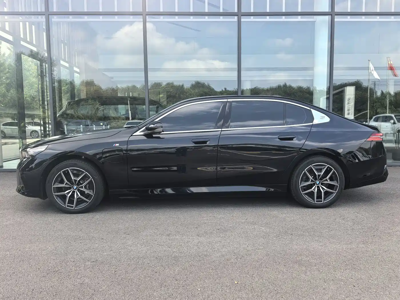 BMW i5 2025 2025 eDrive 35L M Sport Package