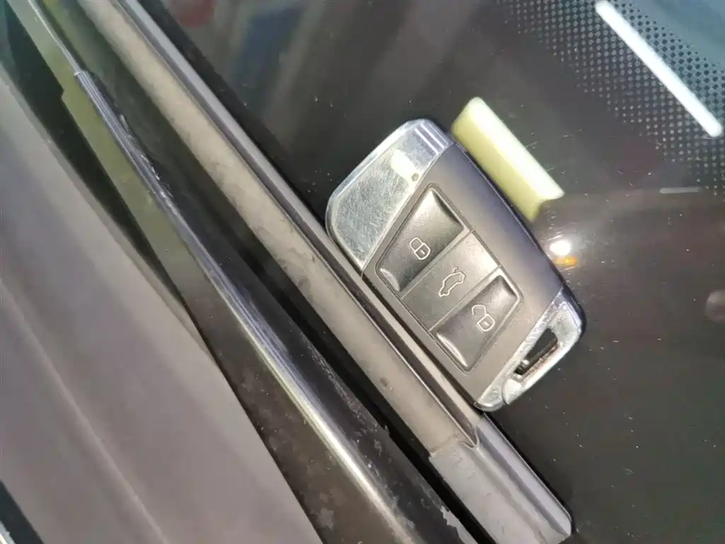 Volkswagen Sagitar 2021 280TSI DSG Comfort Smart Connect Edition фото 9