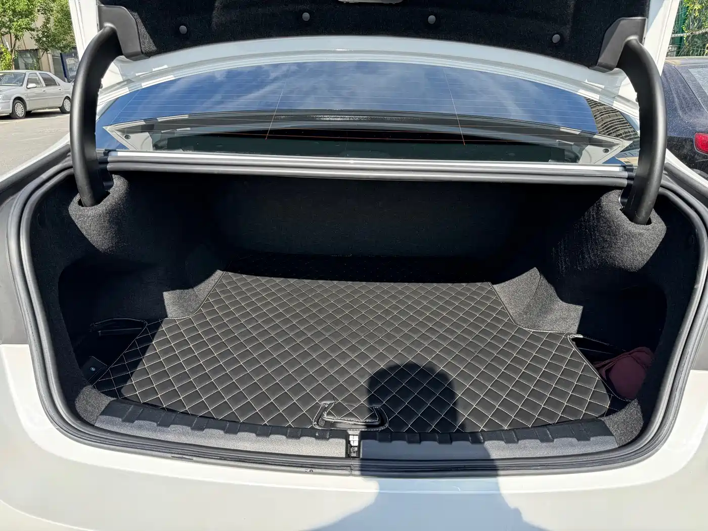 BMW i3 2024 eDrive 35 L фото 13