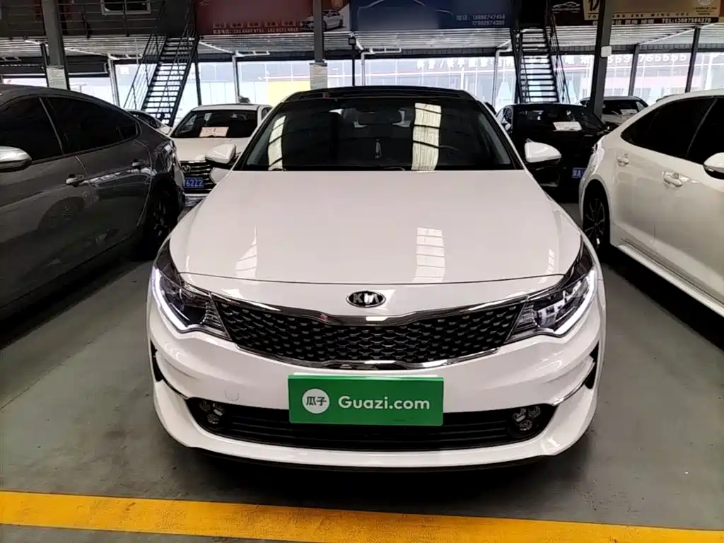 KIA K5