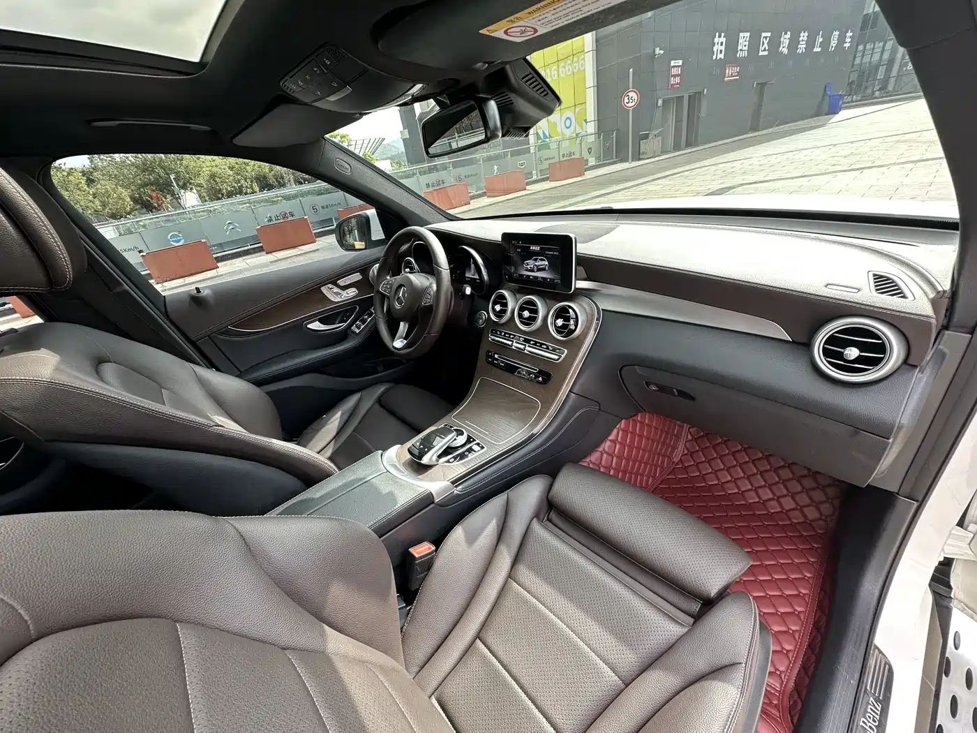 Mercedes-Benz GLC 2019 Facelift GLC 300 L 4MATIC Dynamic фото 36
