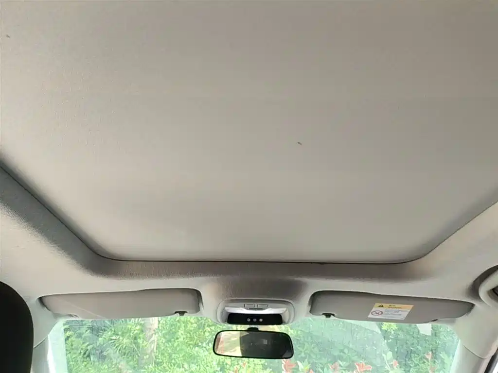 Chevrolet Trax 2019 Redline 325T Auto Fun Edition China VI фото 18