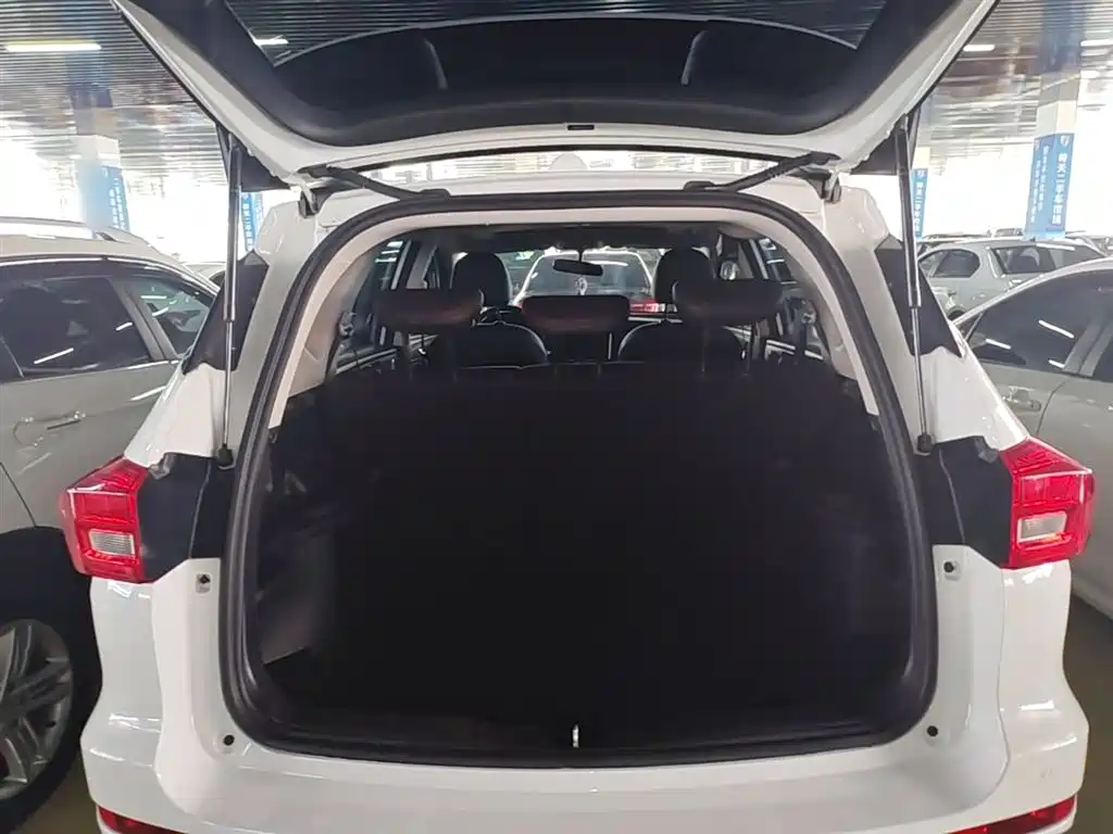 Haval M6 2019 1.5T DCT 2WD Elite Type China VI фото 19