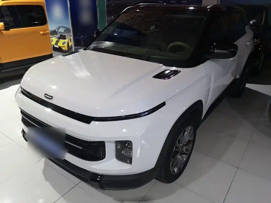 Фото 1 - Geely ICON