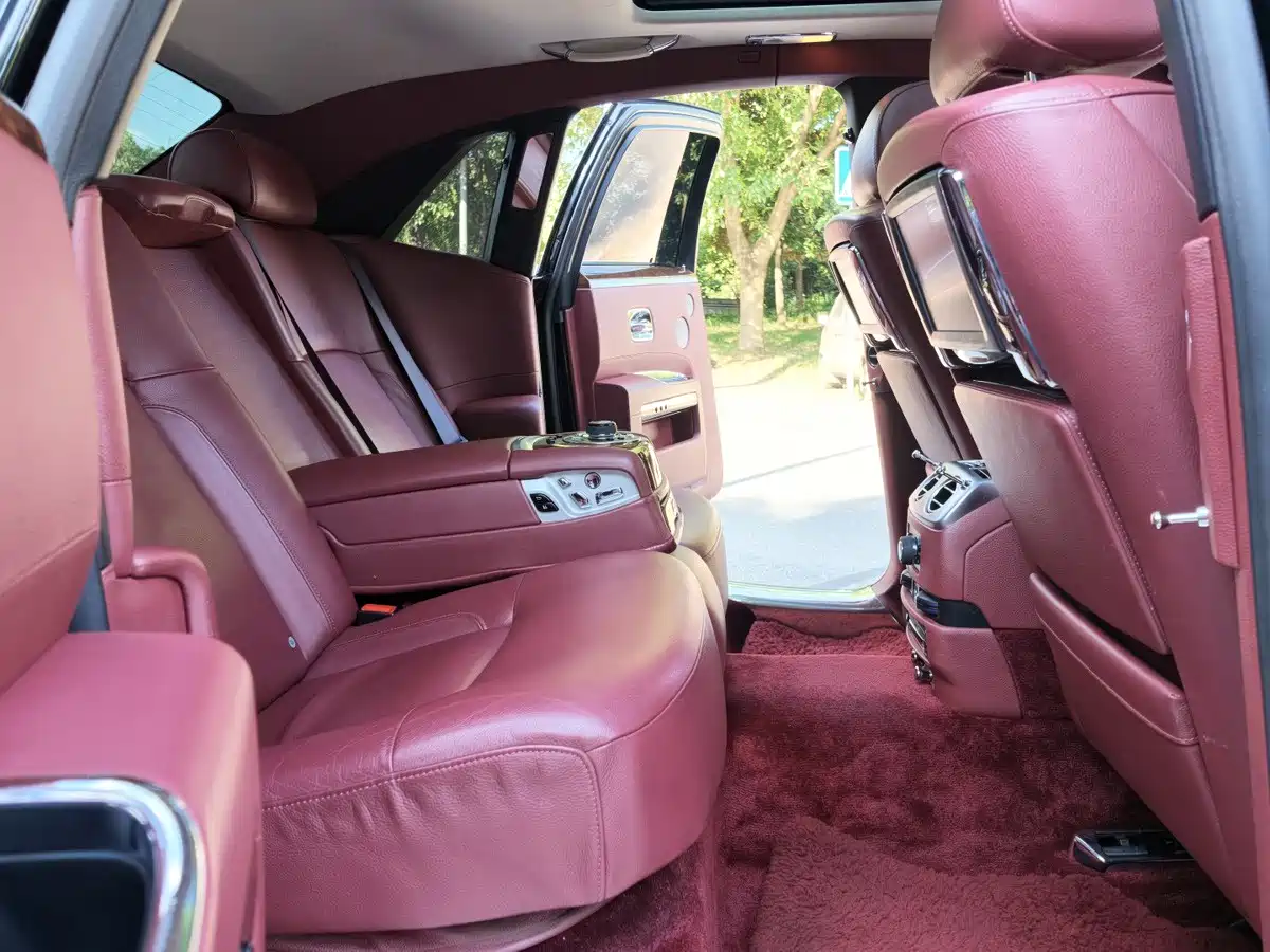 Rolls-Royce Ghost 2013 2010 Model 6.6T Standard