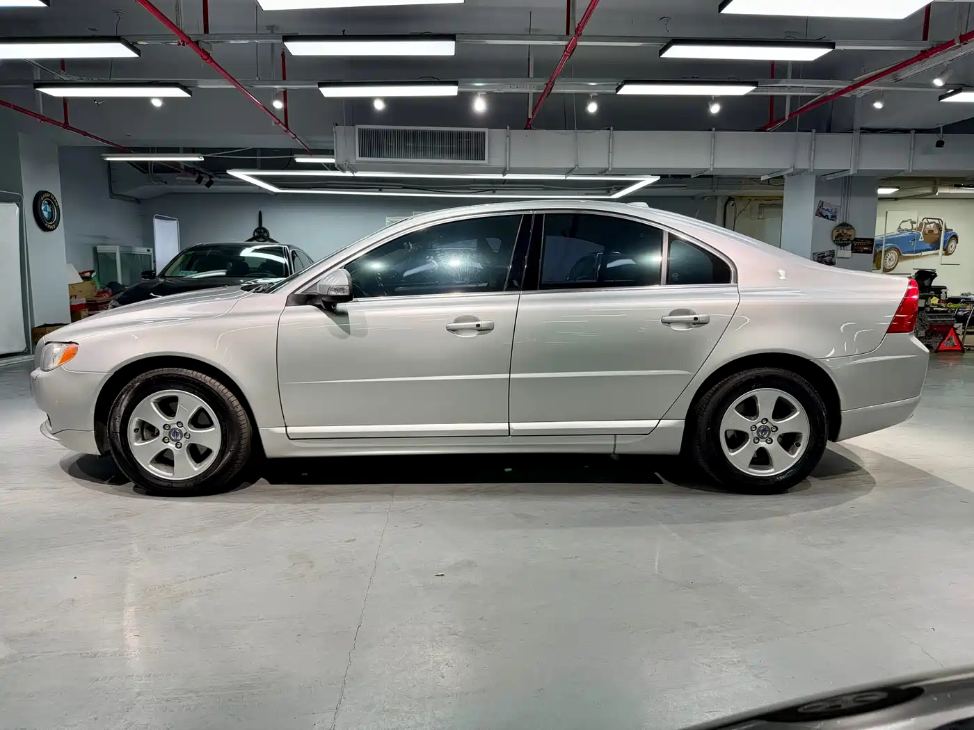 Photo 4 - Volvo S80L
