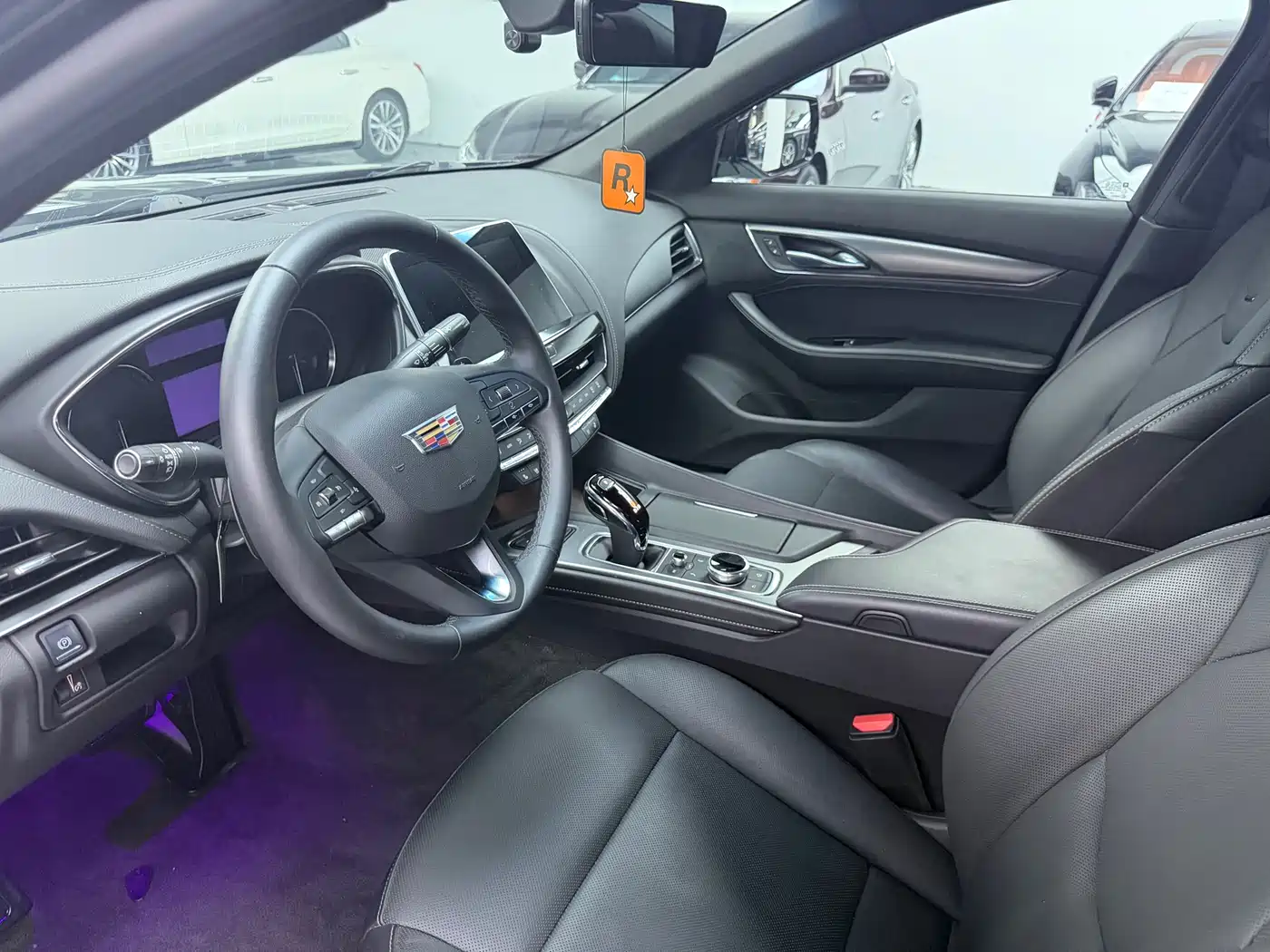 CADILLAC CT5