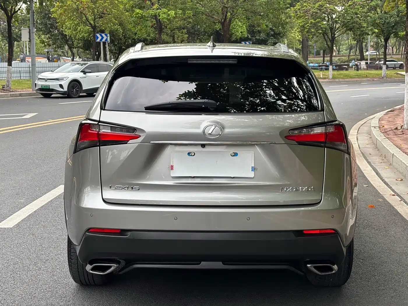 Lexus NX 2015 200t AWD F Sport фото 28