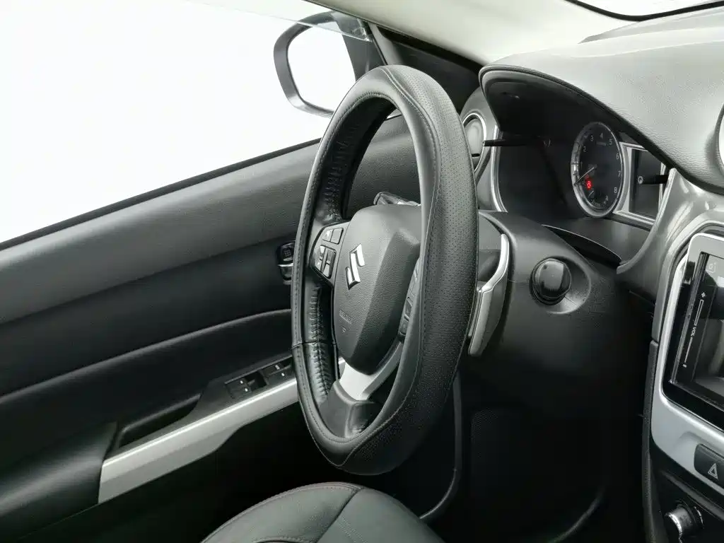 Suzuki Vitara 2017 2016 1.4T Auto 2WD Luxury Model