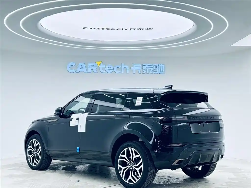 Land Rover Range Rover Evoque 2026 Range Rover Evoque L SE фото 7