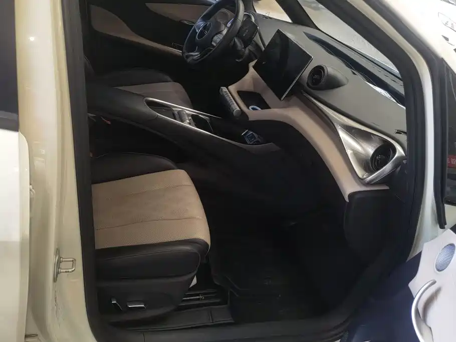 Фото 8 - BYD Dolphin