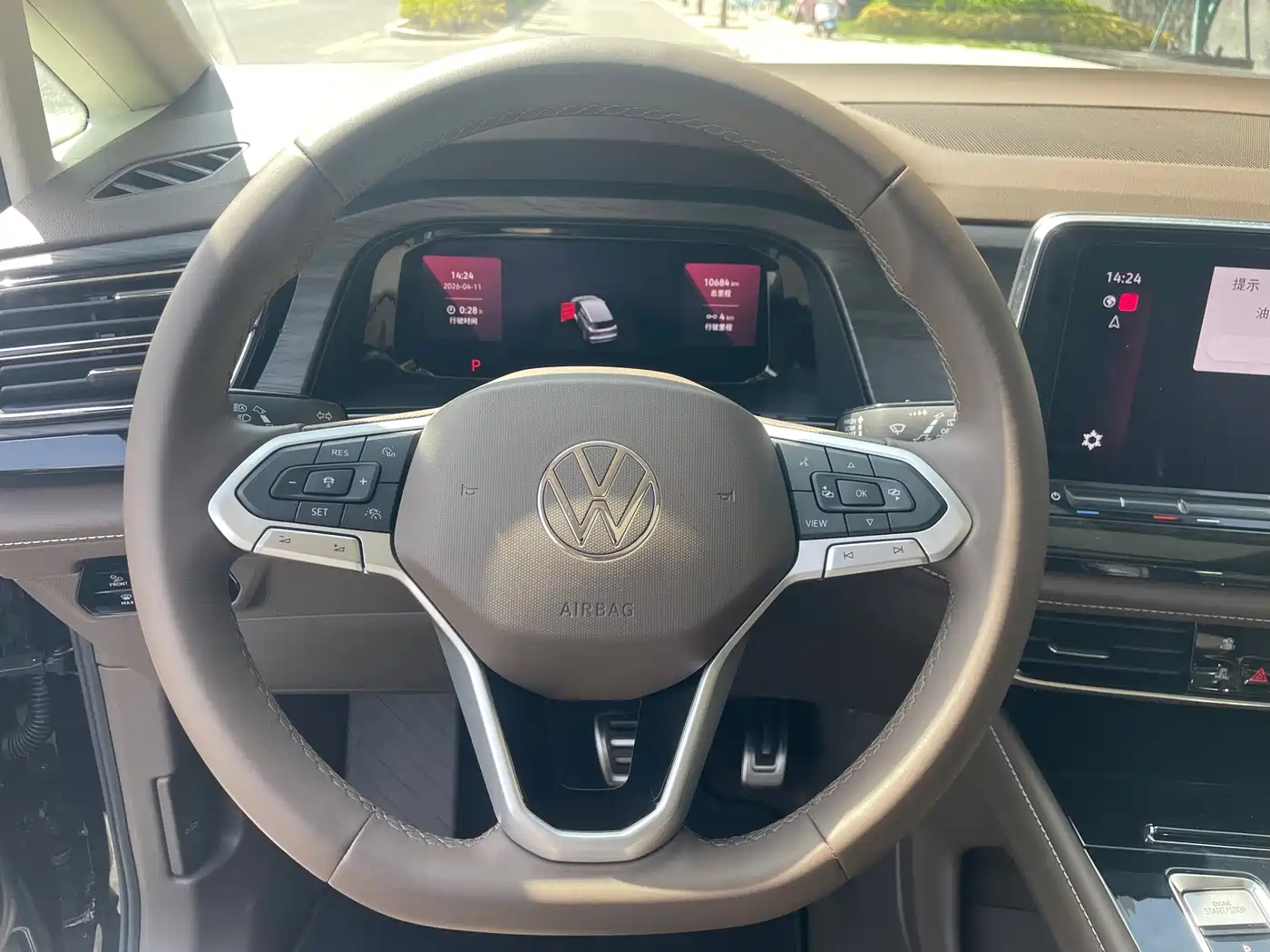 Volkswagen Viloran 2024 380TSI Executive Edition фото 9