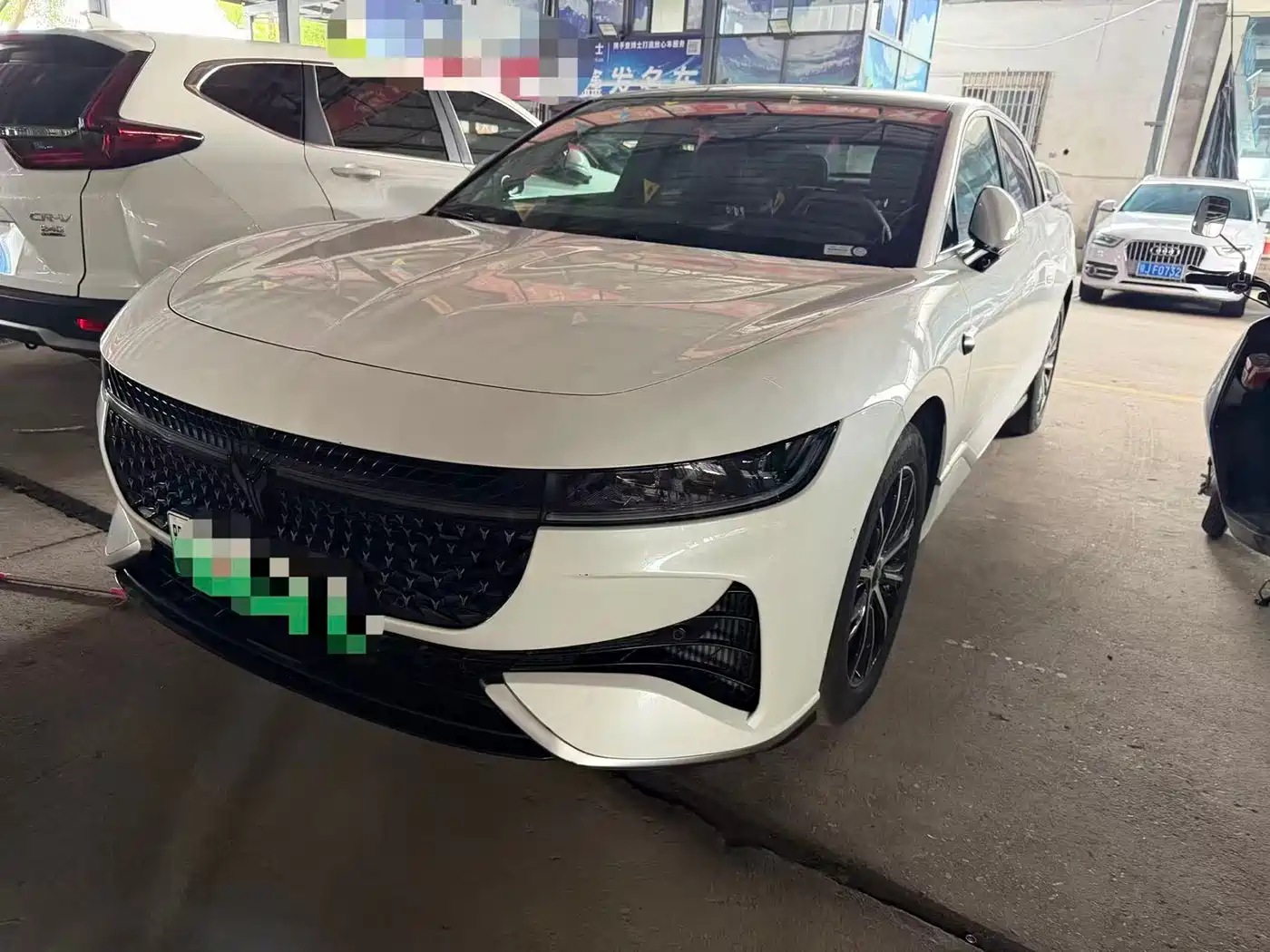 Voyah Auto VOYAH Zhuiguang 2024 PHEV AWD Ultra Long Range Flagship
