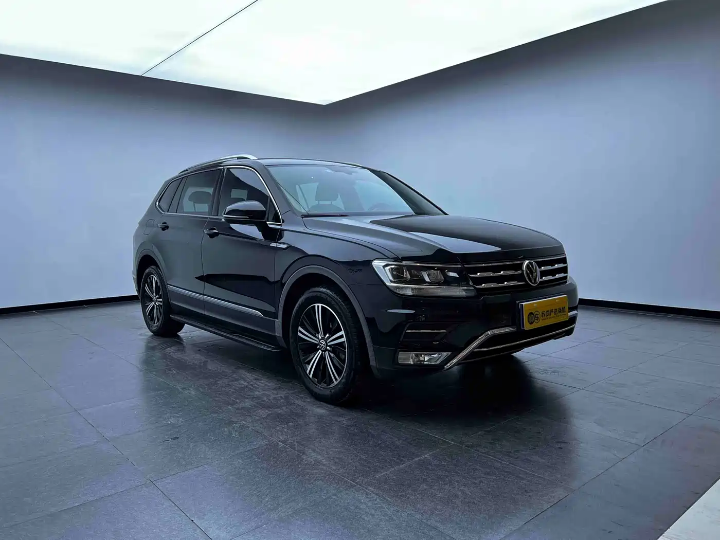 Volkswagen Tiguan L 2021 330TSI Automatic 2WD Smart фото 3