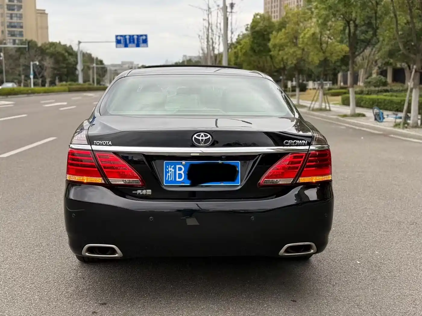 Toyota Crown 2012 2.5L Royal Leather Edition фото 12