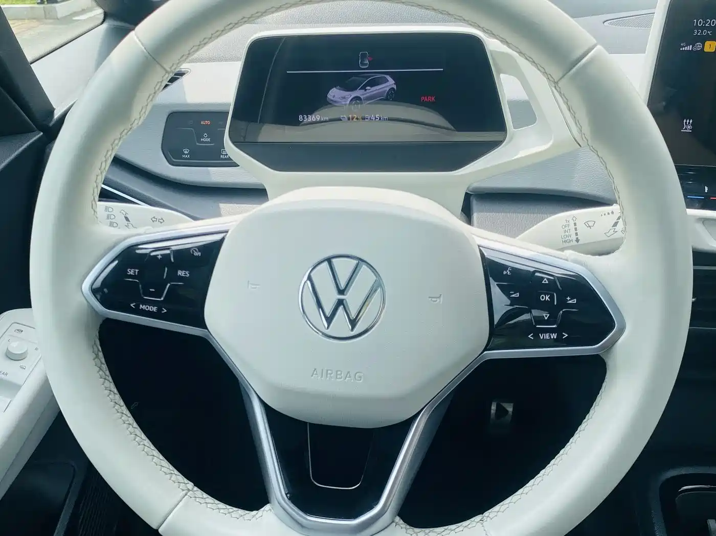 Volkswagen ID.3 2023 Pure Smart Edition фото 16