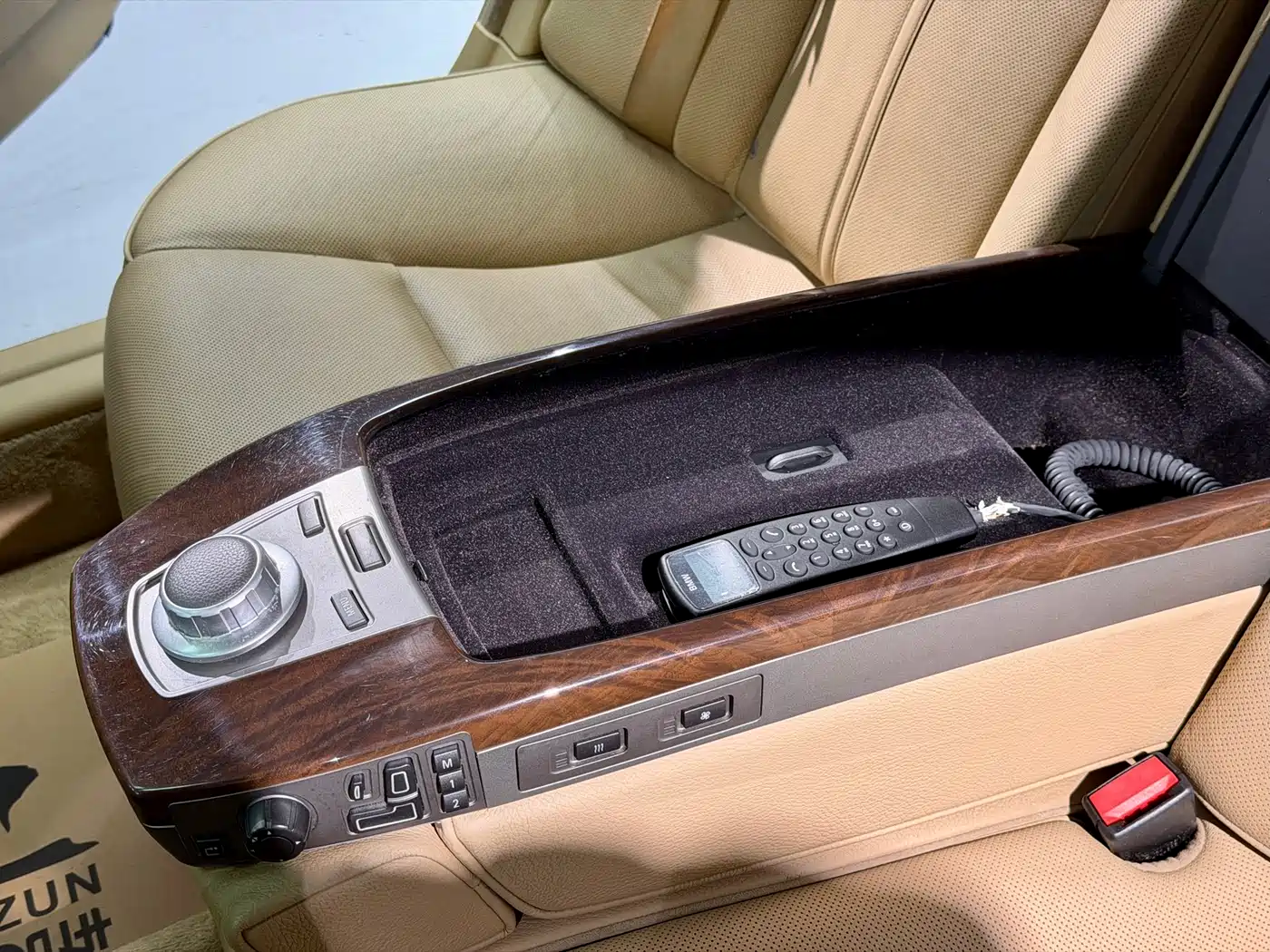 BMW 7 Series 2005 Model 740Li фото 10