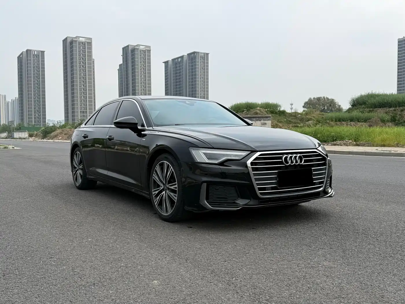 Audi A6L 2021 40 TFSI Luxury Sport фото 3