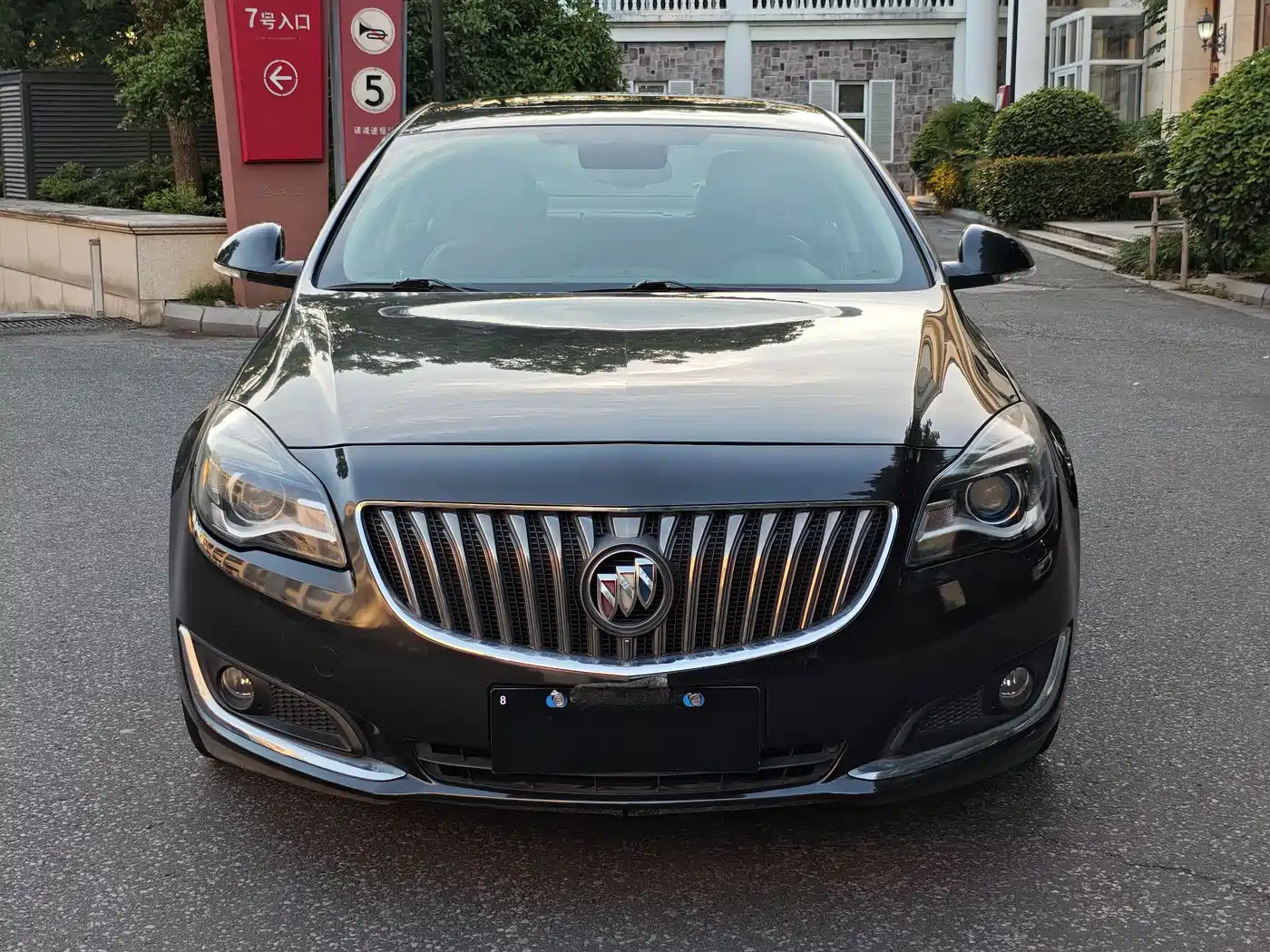 Buick Regal 2015 1.6T Elite Tech Edition фото 2