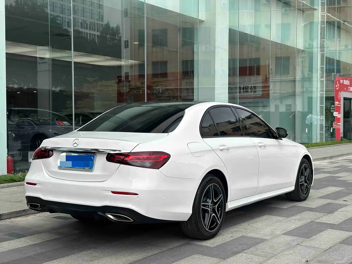  E CLASS