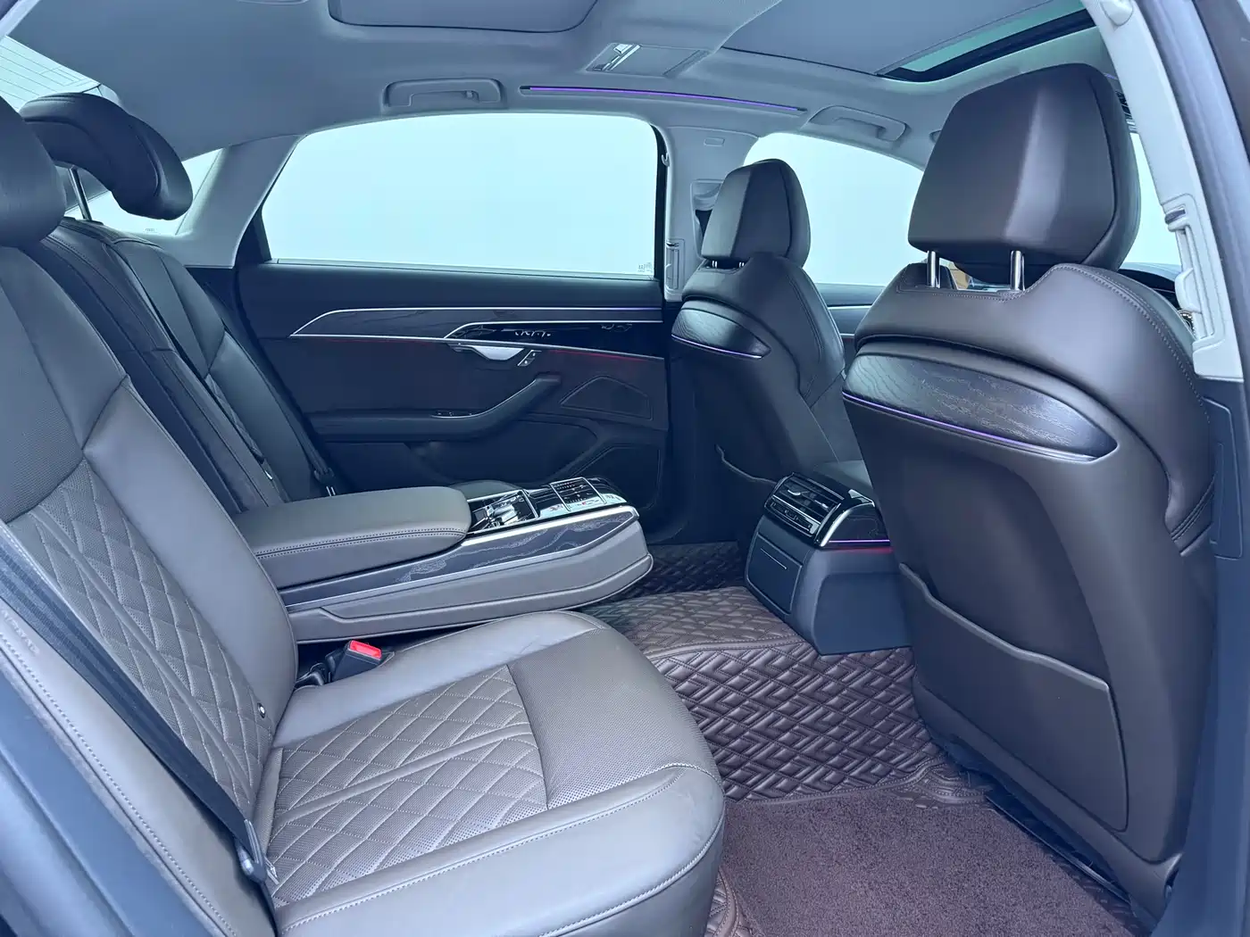 Audi A8 2021 A8L 50 TFSI quattro Comfort фото 14