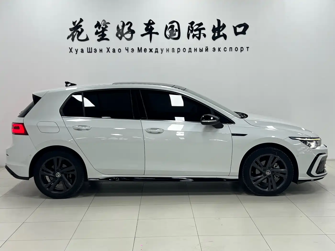 Volkswagen Golf 2021 280TSI DSG R-Line фото 4