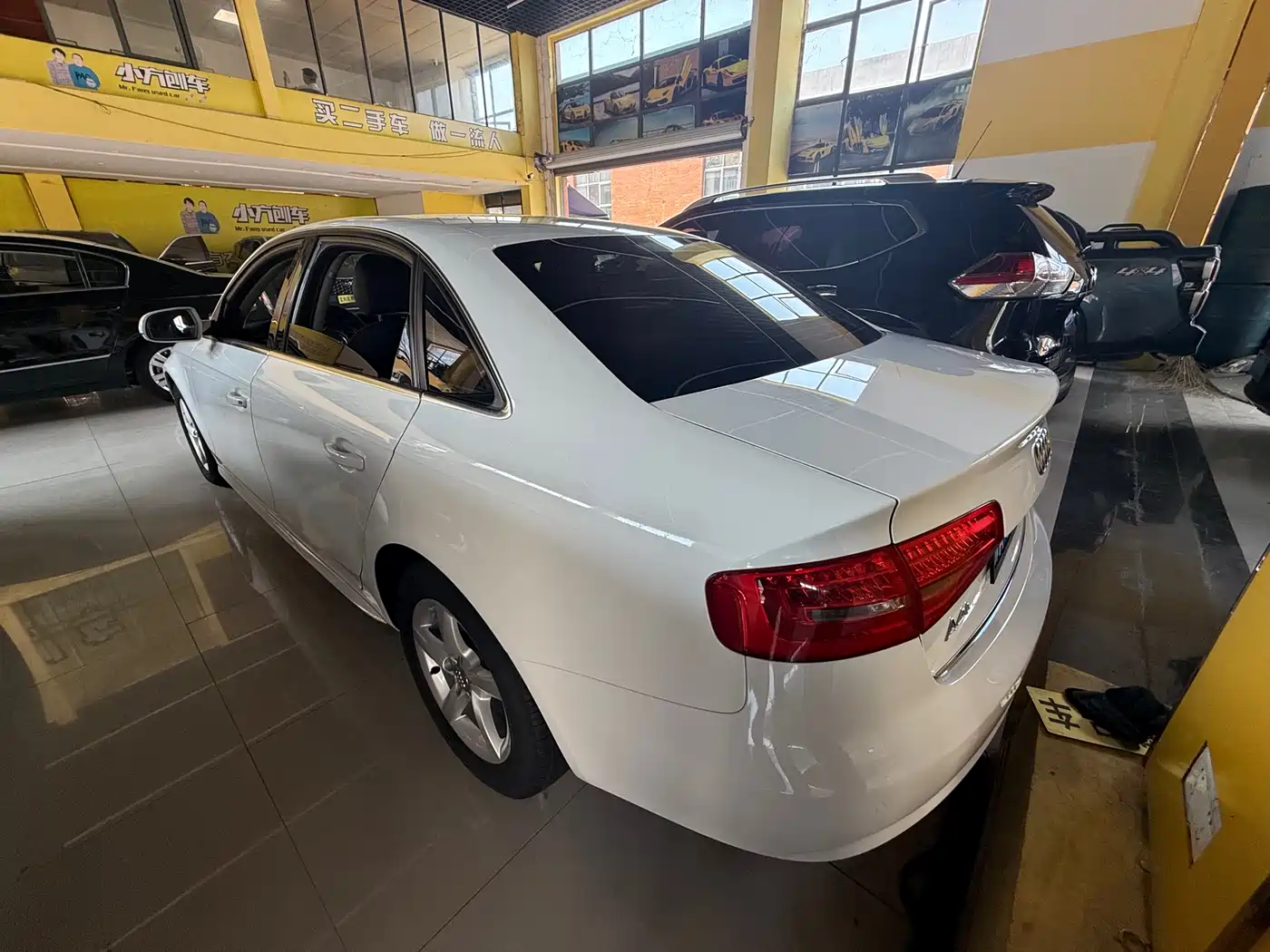 Audi A4L 2013 35 TFSI Automatic Standard фото 8