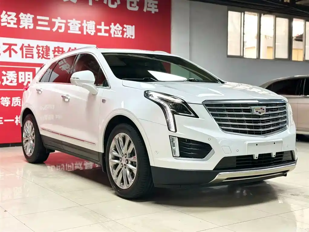 Cadillac XT5 2018 28E 4WD Platinum Edition фото 3