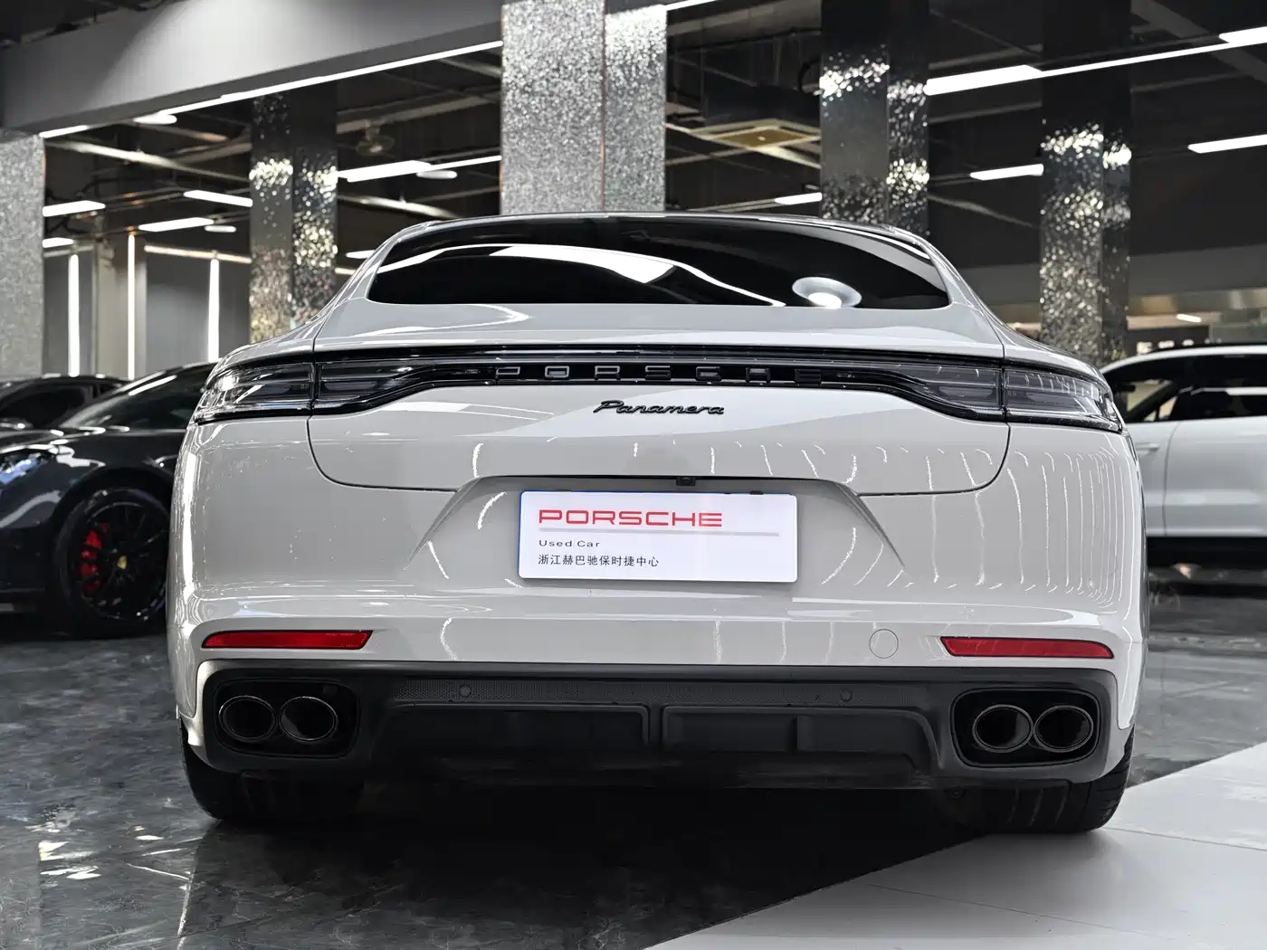 Porsche Panamera 2023 Facelift Panamera Executive Long Wheelbase Platinum Edition 2.9T фото 14