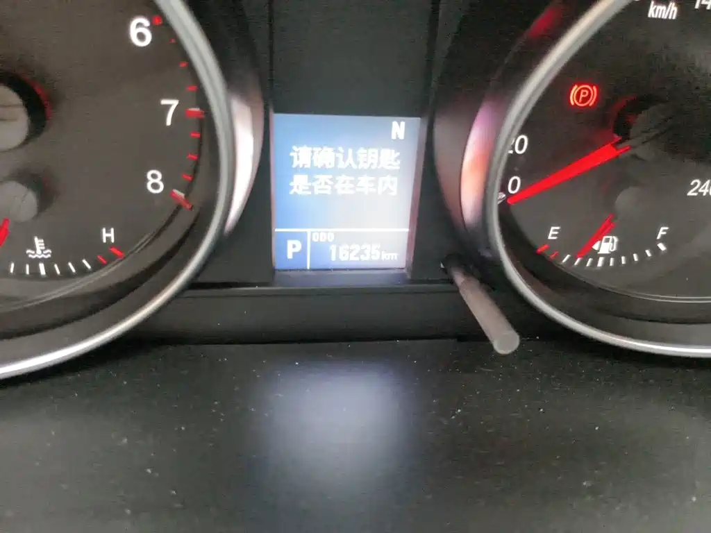 Haval M6 2023 2021 PLUS 1.5T DCT Elite Smart Connect