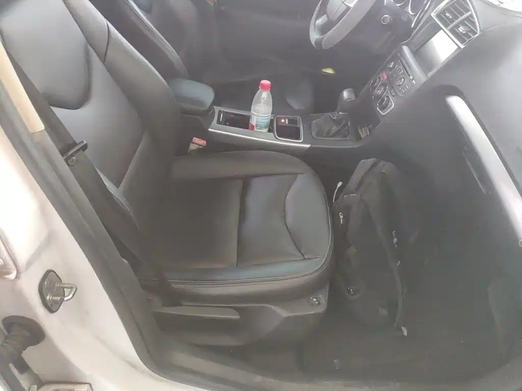 Citroën C4L 2017 2016 1.2T Auto Elite Version