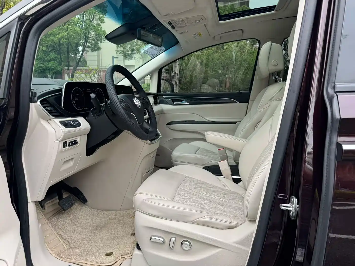 Buick GL8 2020 Avenir Six-Seat Elegance Edition фото 6