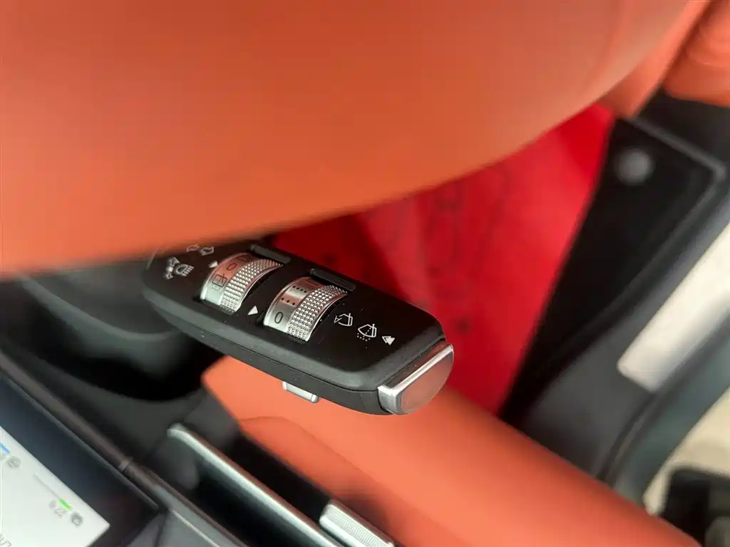 BYD Tang L 2025 DM 175KM Drone Player Edition фото 9