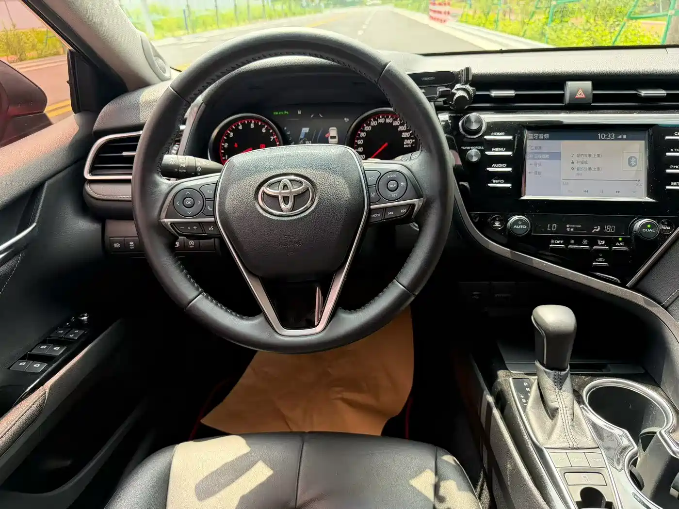 Toyota Camry 2018 2.5S Trend Edition фото 6