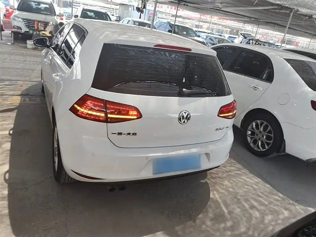 Volkswagen Golf 2015 1.4TSI Automatic Comfort фото 4