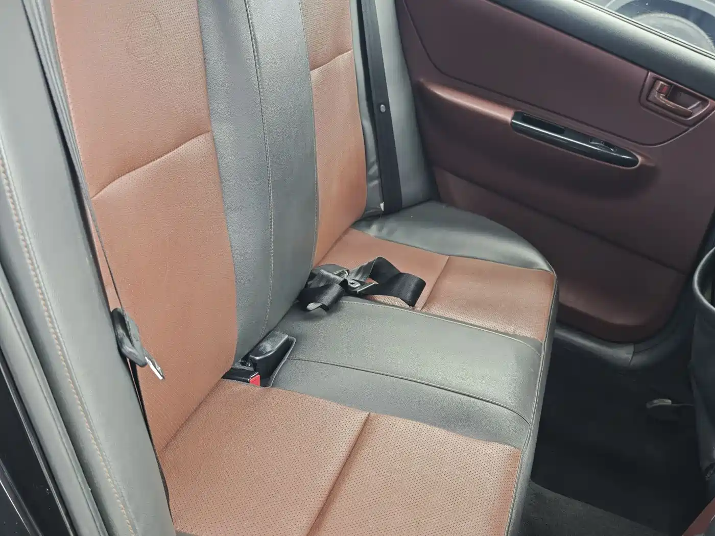 BYD F3 2016 1.5L Manual Comfort фото 10