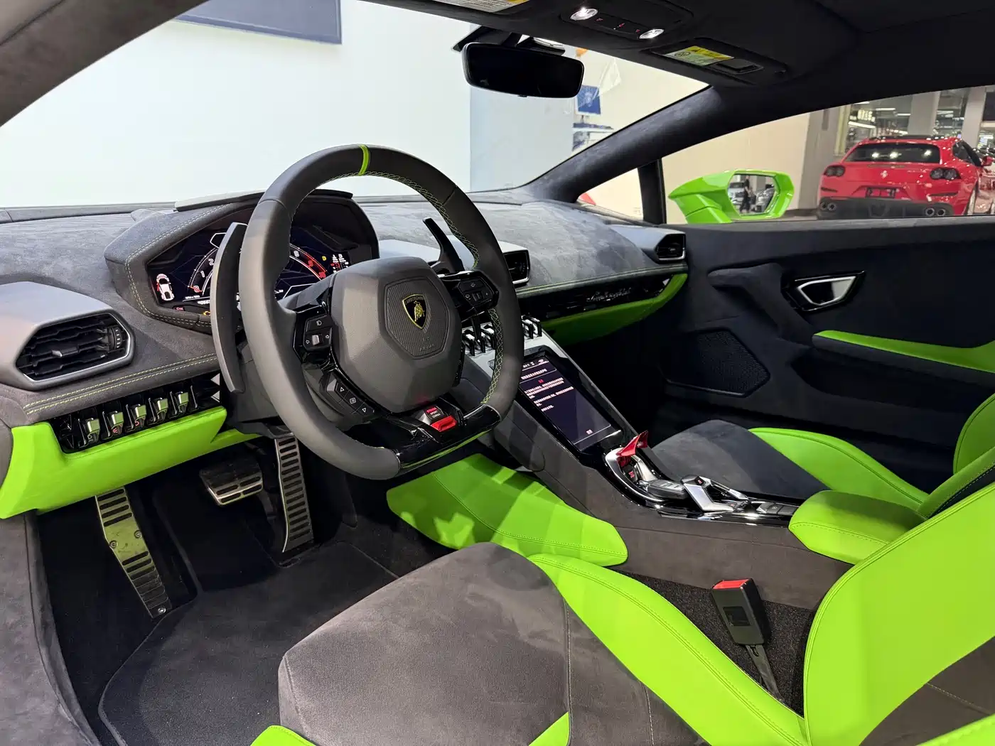 LAMBORGHINI HURACÁN