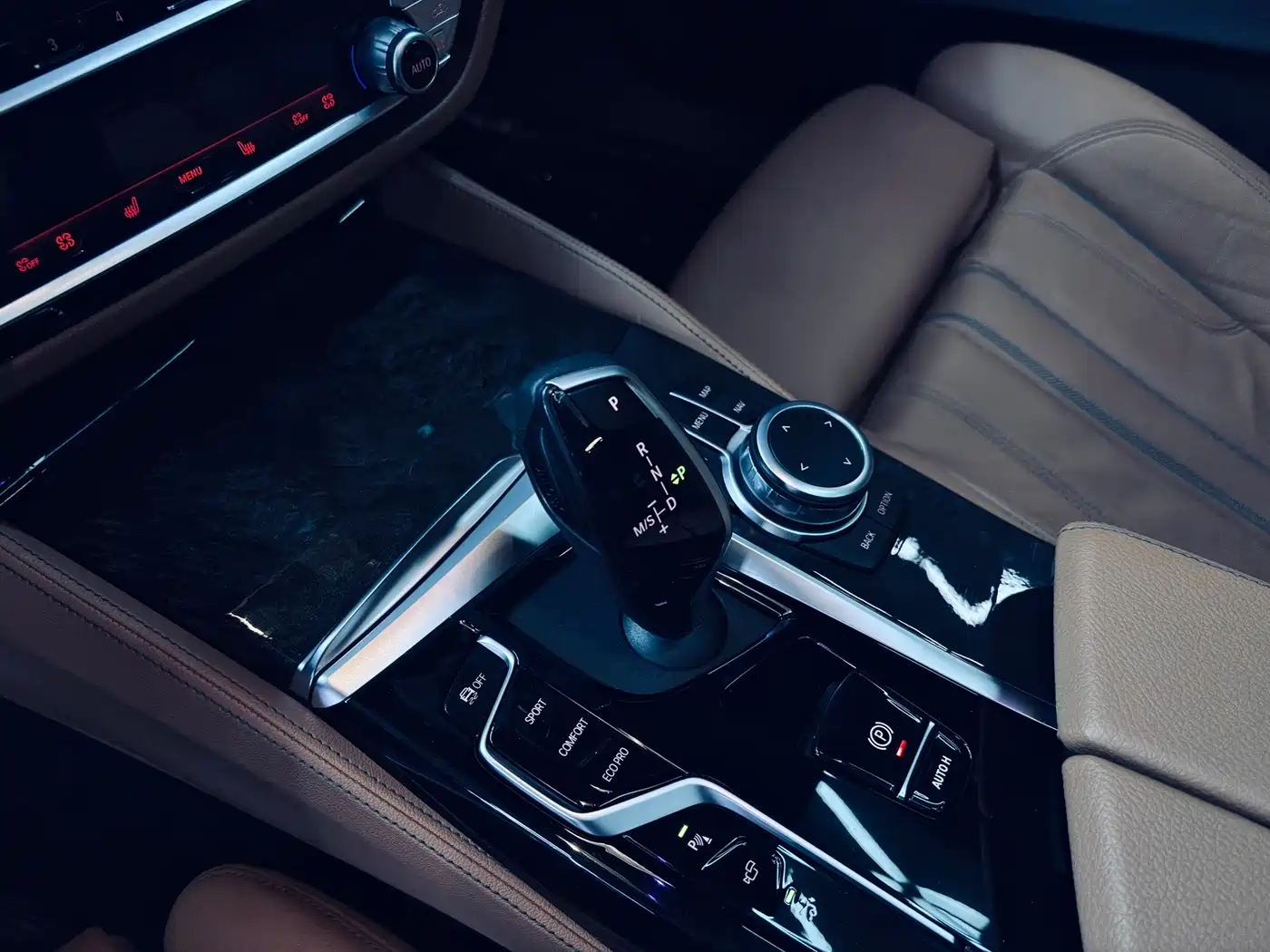 BMW 6 Series GT 2021 630i M Sport Package фото 12