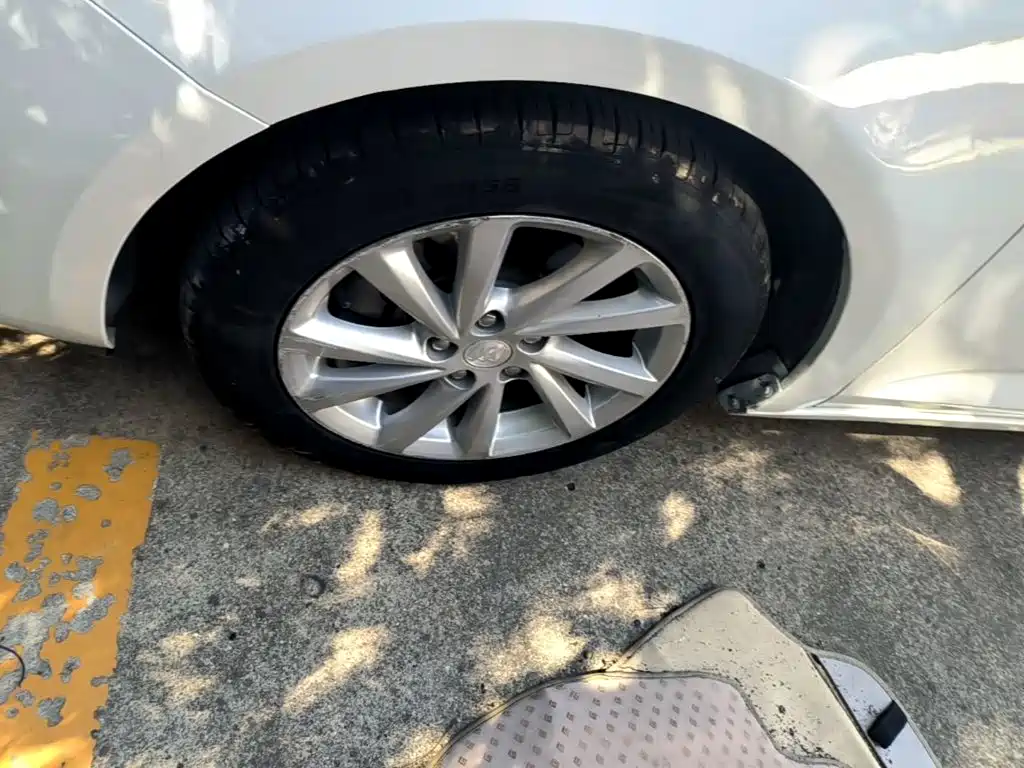 Фото 23 - Buick Verano