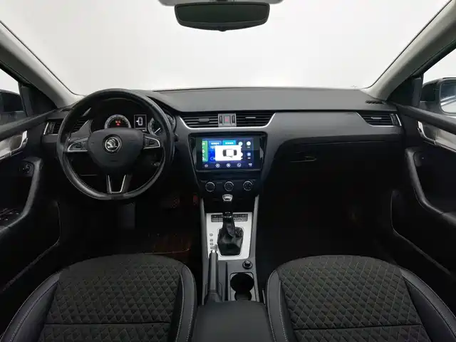 Škoda Octavia 2020 TSI280 DSG Smart Luxury Edition — фото 5