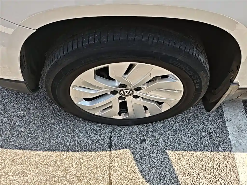 Volkswagen Tharu 2019 280TSI 2WD Comfort Edition China VI фото 23