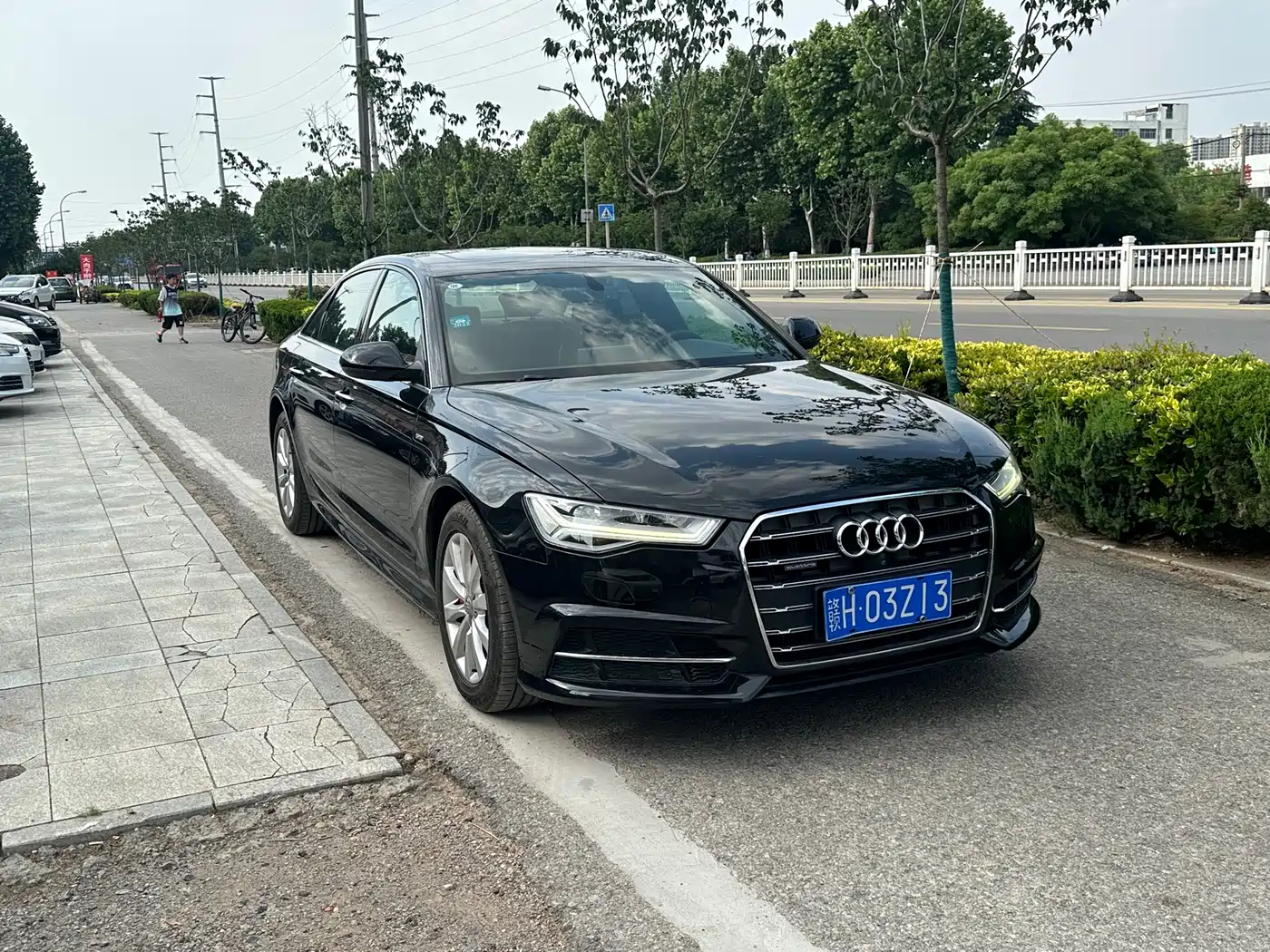 Audi A6L 2018 30th Anniversary 45 TFSI quattro Sport фото 3