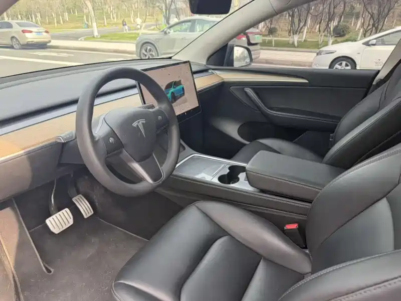 Фото 7 - Tesla Model Y
