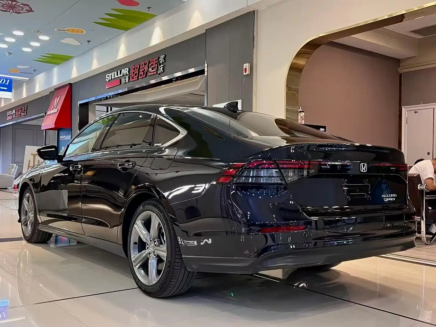 Honda Accord New Energy 2023 2.0L e:PHEV Luxury Edition фото 7