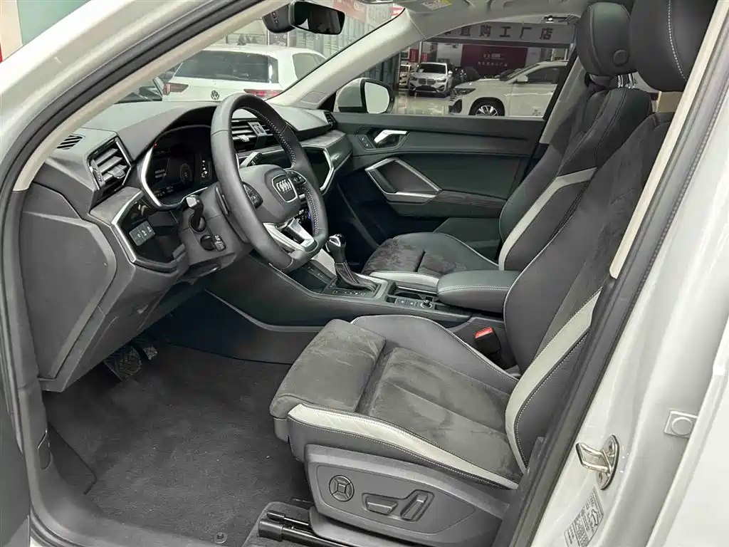 Audi Q3 2022 35 TFSI Fashion Dynamic фото 11
