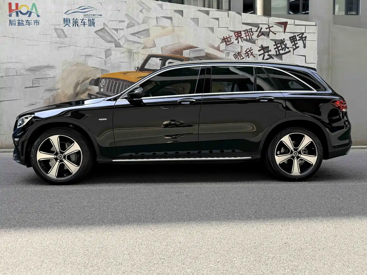 Mercedes-Benz GLC 2022 Facelift GLC 300 L 4MATIC Dynamic Collector's Edition фото 3