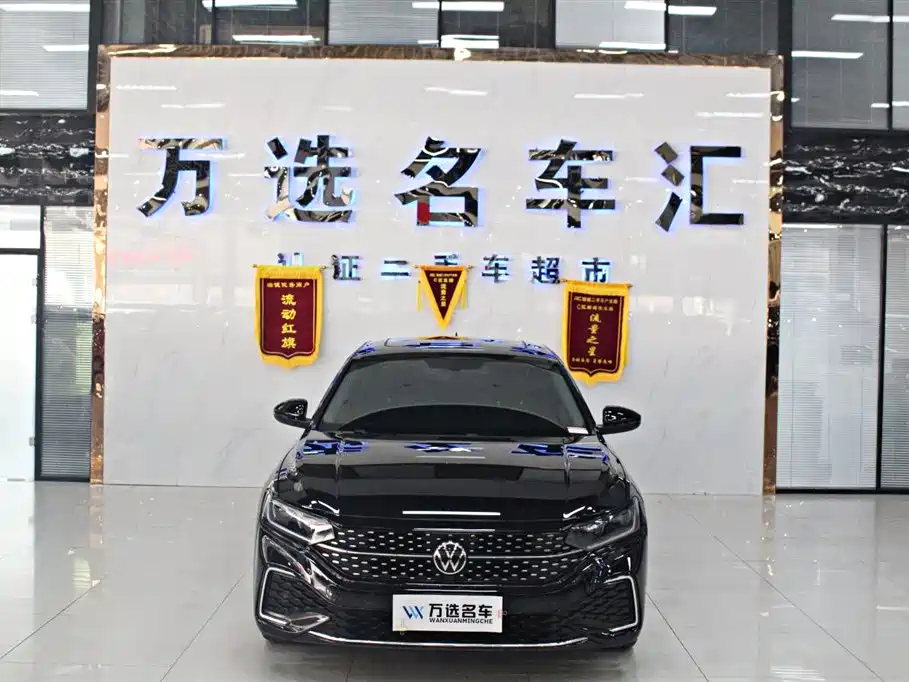 Volkswagen Passat 2023 Facelift 330TSI Starlight Elite Edition фото 2