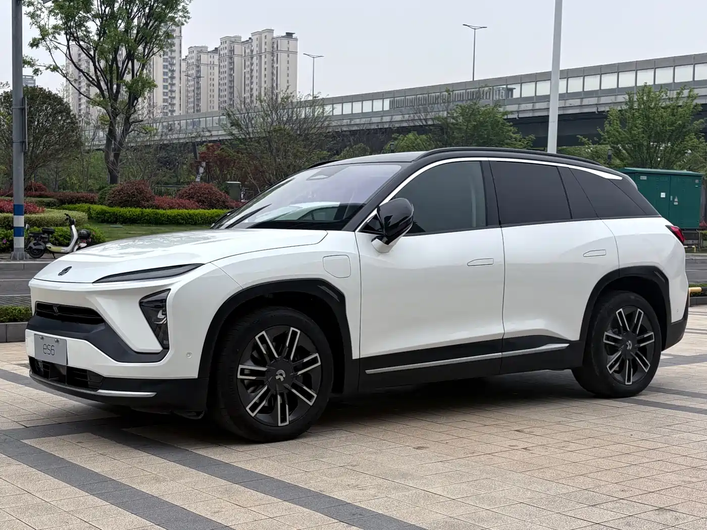 NIO NIO ES6