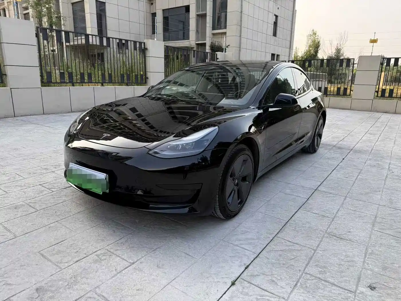 Tesla Model 3 2022